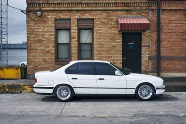 1991 BMW M5 | H&R 1991 BMW M5