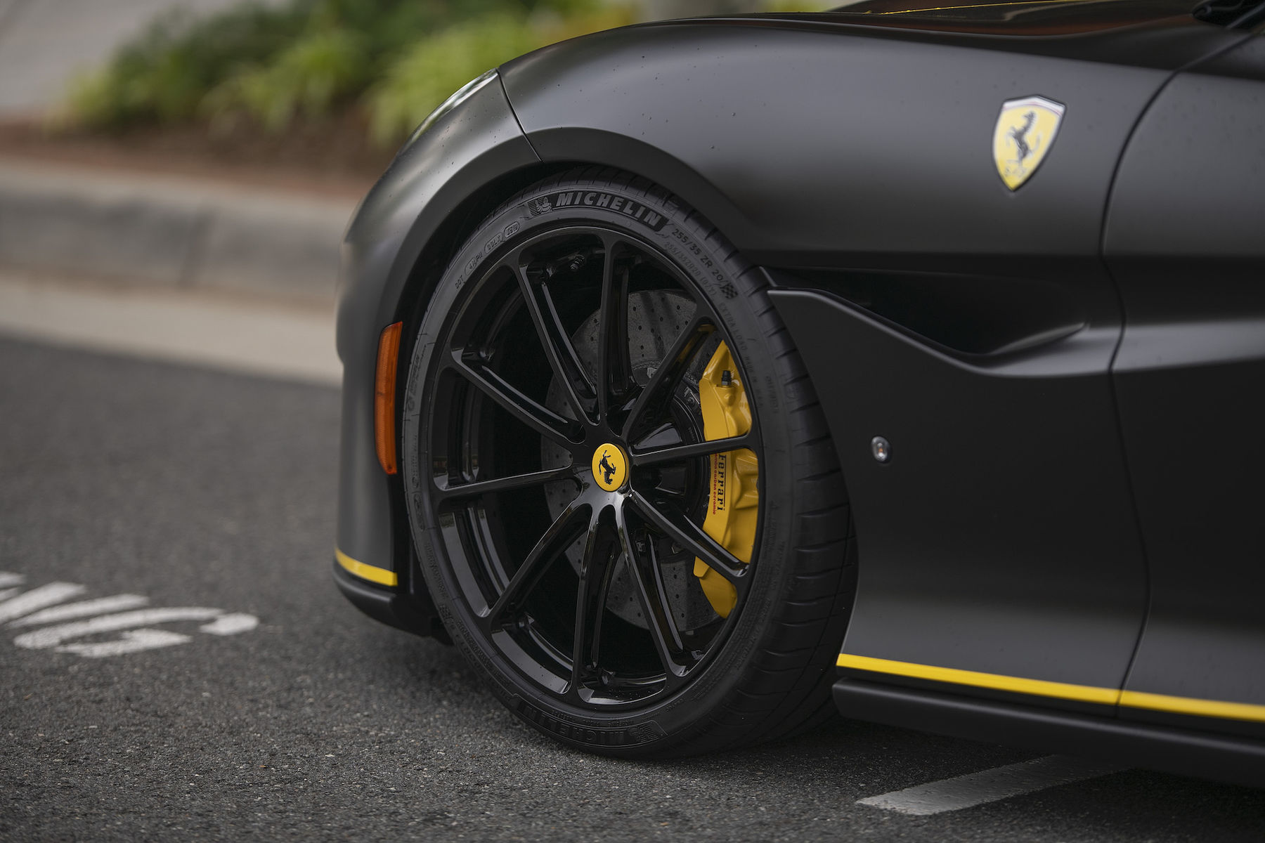 2020 Ferrari | Todd Johnson’s Glaswerks-Prepped Ferrari Portofino on Forgeline One Piece Forged Monoblock GT1 5-Lug Wheels
