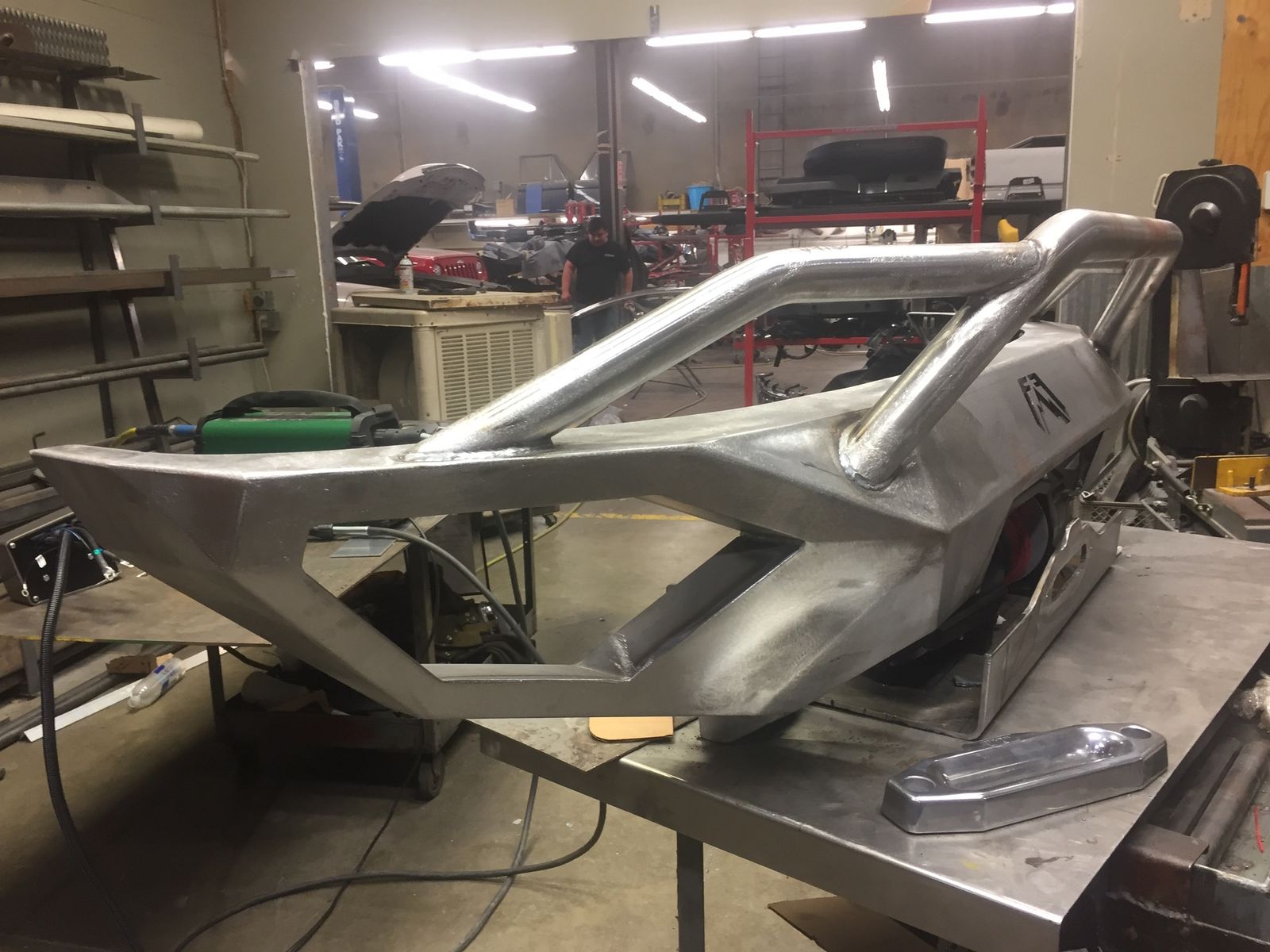 2017 Ford F-350 Super Duty | 2017 Ford Super Duty F-350 Lariat by Hellwig Suspension Products - Fab Fours Vengeance Front Bumper FordSEMA