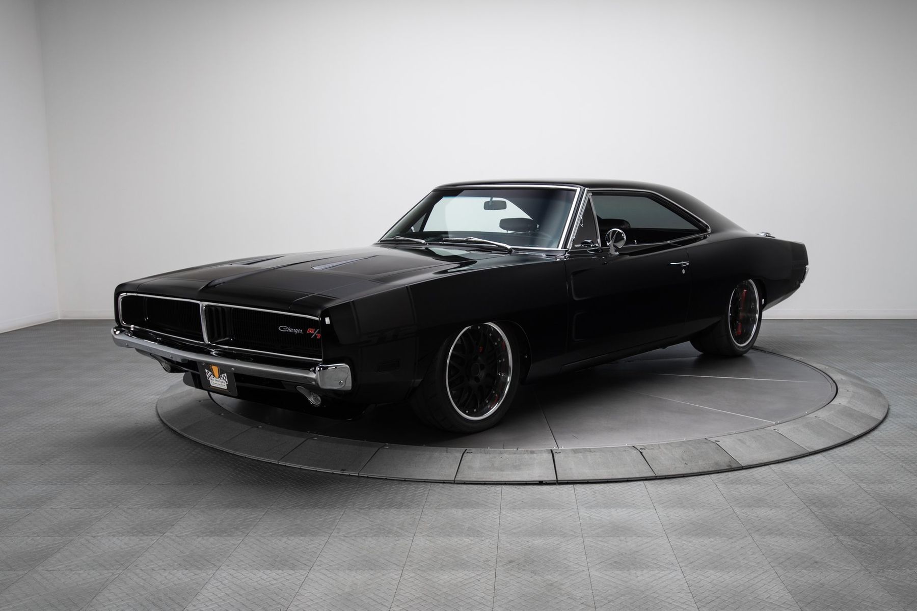 1969 Dodge Charger | Eddie Gramisci’s 1969 Dodge Charger on Forgeline Forged Three Piece DE3P Wheels