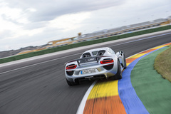 '15 Porsche 918 Spyder