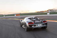 '15 Porsche 918 Spyder