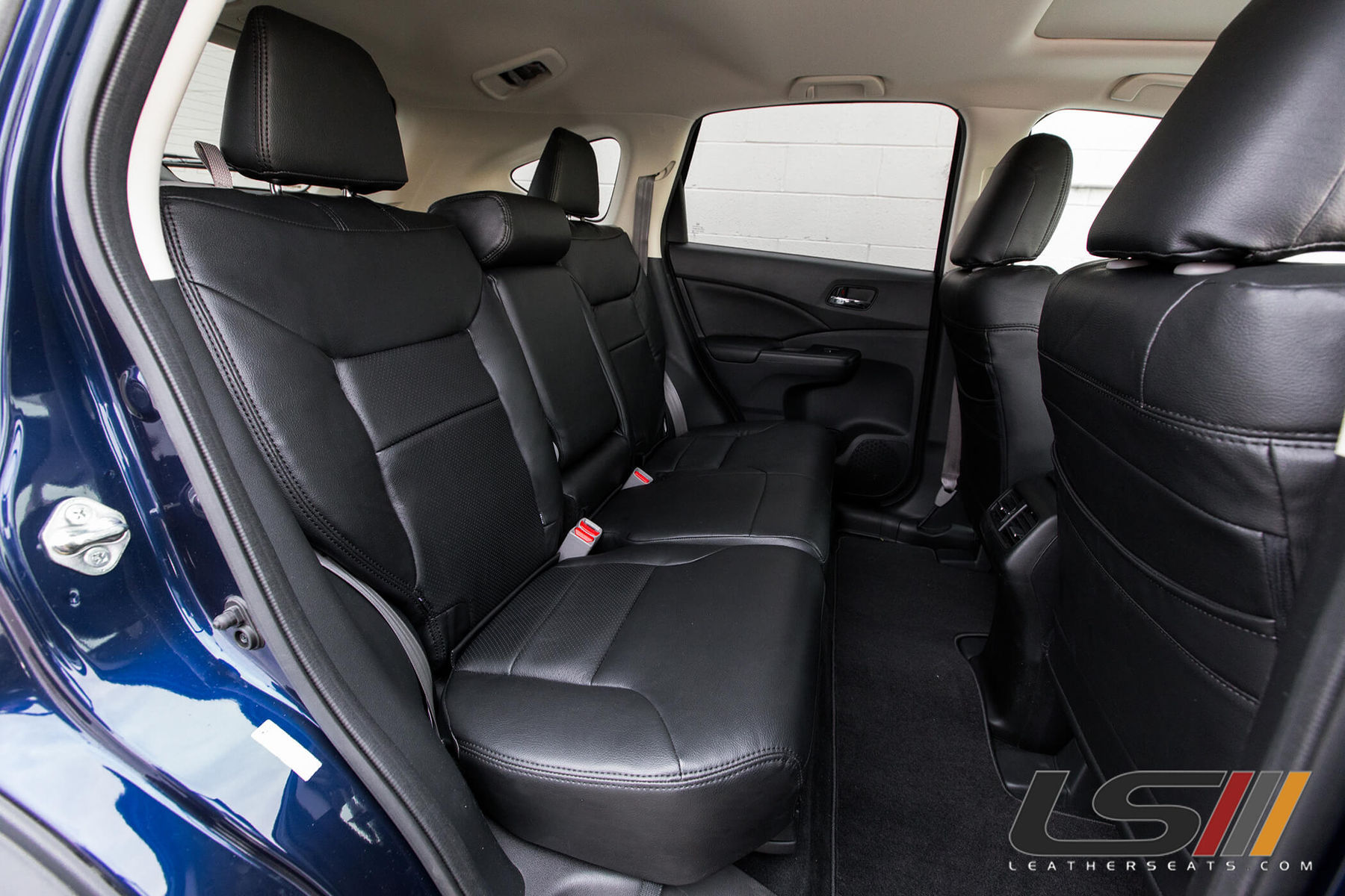 2015 Honda CR-V | 2015 Honda CR-V Interior By LeatherSeats.com