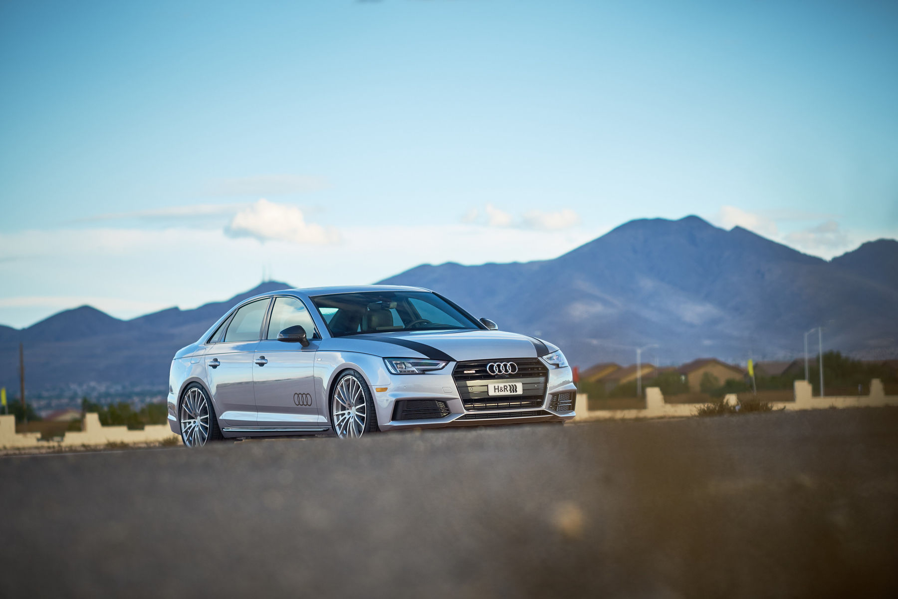 2017 Audi A4 | H&R 2017 Audi A4 - Grill