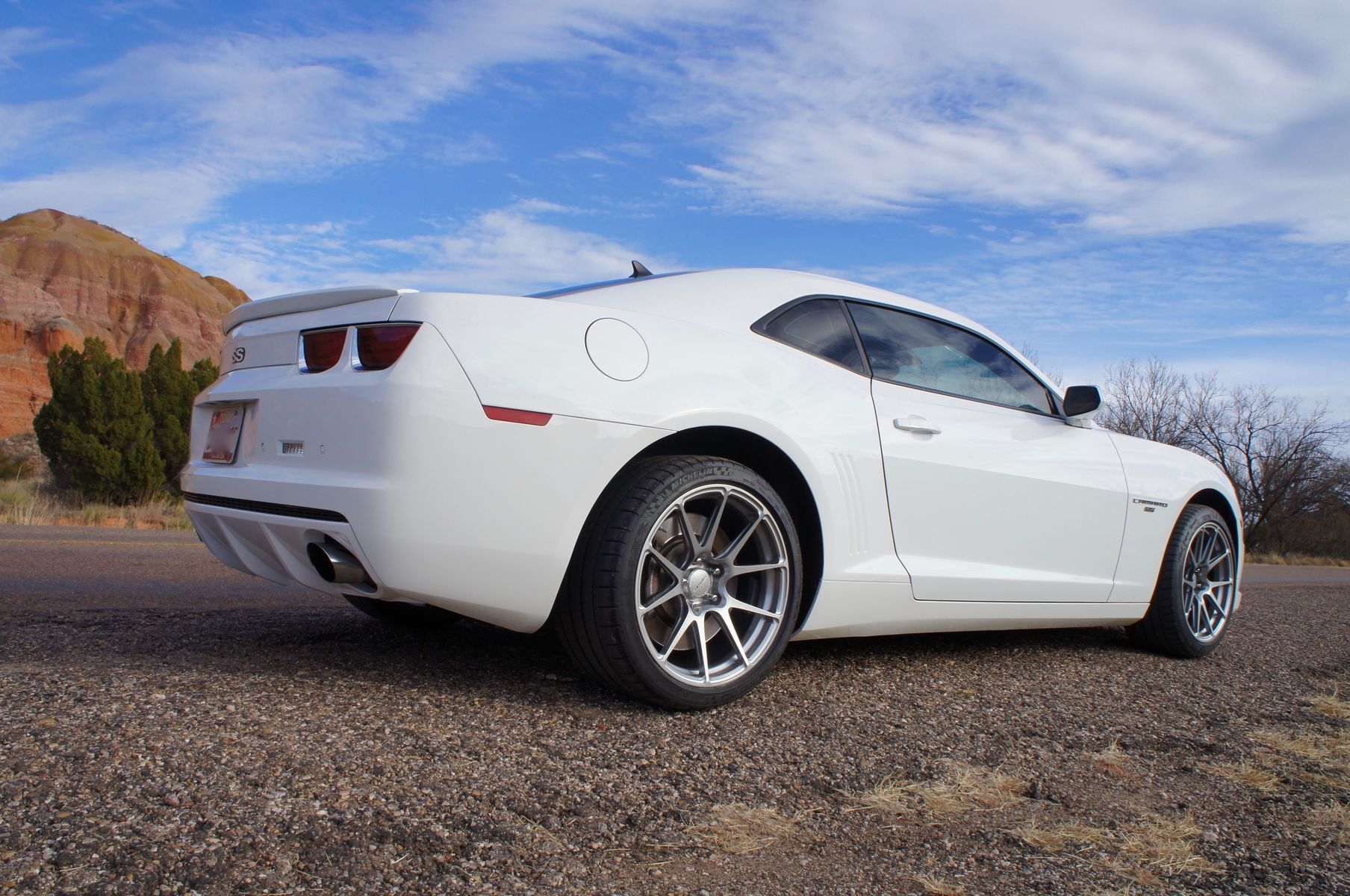 2010 Chevrolet Camaro | Josh Sleigh's 2010 Camaro SS on Forgeline One Piece Forged Monoblock GA1R Open Lug Cap Edition Wheels