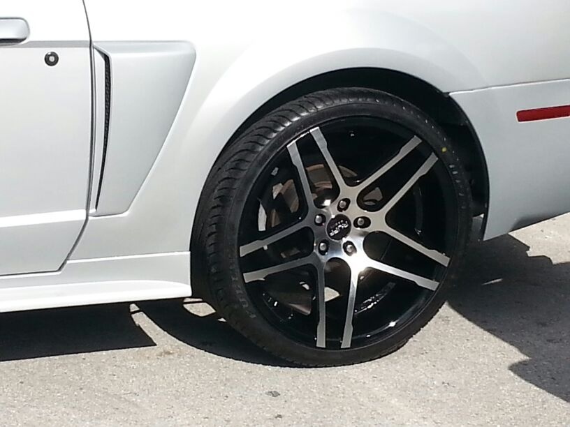 2007 Ford Mustang | Mustang on Ruff R954's