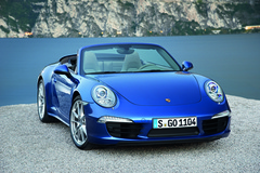 '13 Porsche 911 Carrera 4 Cabriolet
