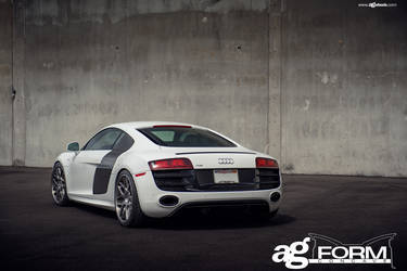 Audi R8 V10