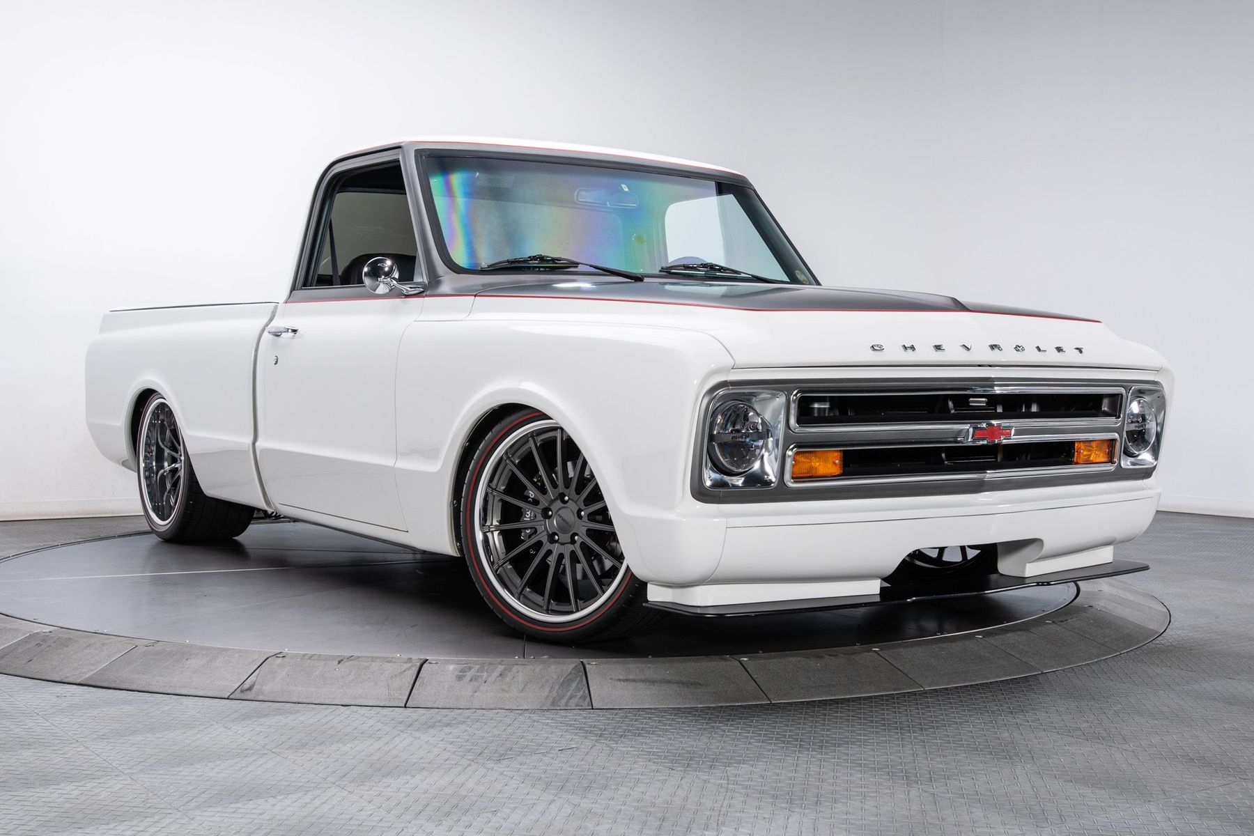 1968 Chevrolet C-10 | Tom Argue Design’s 1968 Chevrolet C10 on Forgeline MS3C Wheels