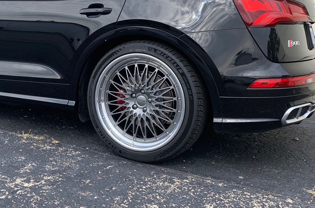 2020 Audi SQ5 | Black Audi SQ5 on Forgeline Forged Three Piece LS3C Wheels