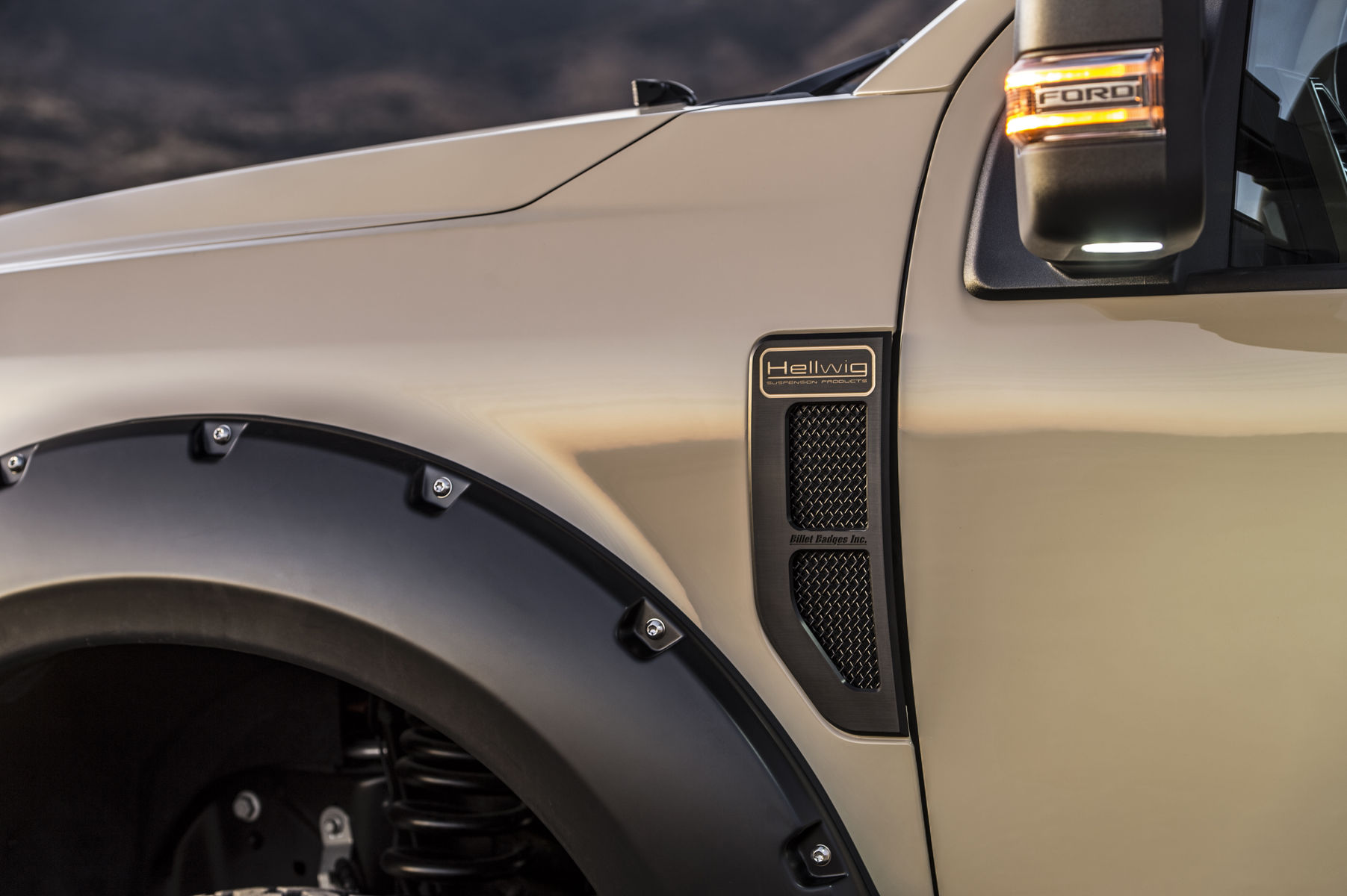 2017 Ford F-350 Super Duty | 2017 Ford Super Duty F-350 Lariat by Hellwig Suspension Products - FordSEMA