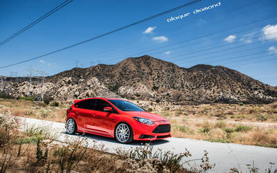 2014 Ford Focus | 2014 Ford Focus Fitted With 19 Inch BD-3’s in Silver 	