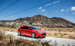 2014 Ford Focus Fitted With 19 Inch BD-3’s in Silver 	