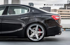 2016 Maserati Ghilbi Fitted With 22 Inch BD-21’s in Silver w/ Chrome SS Lip