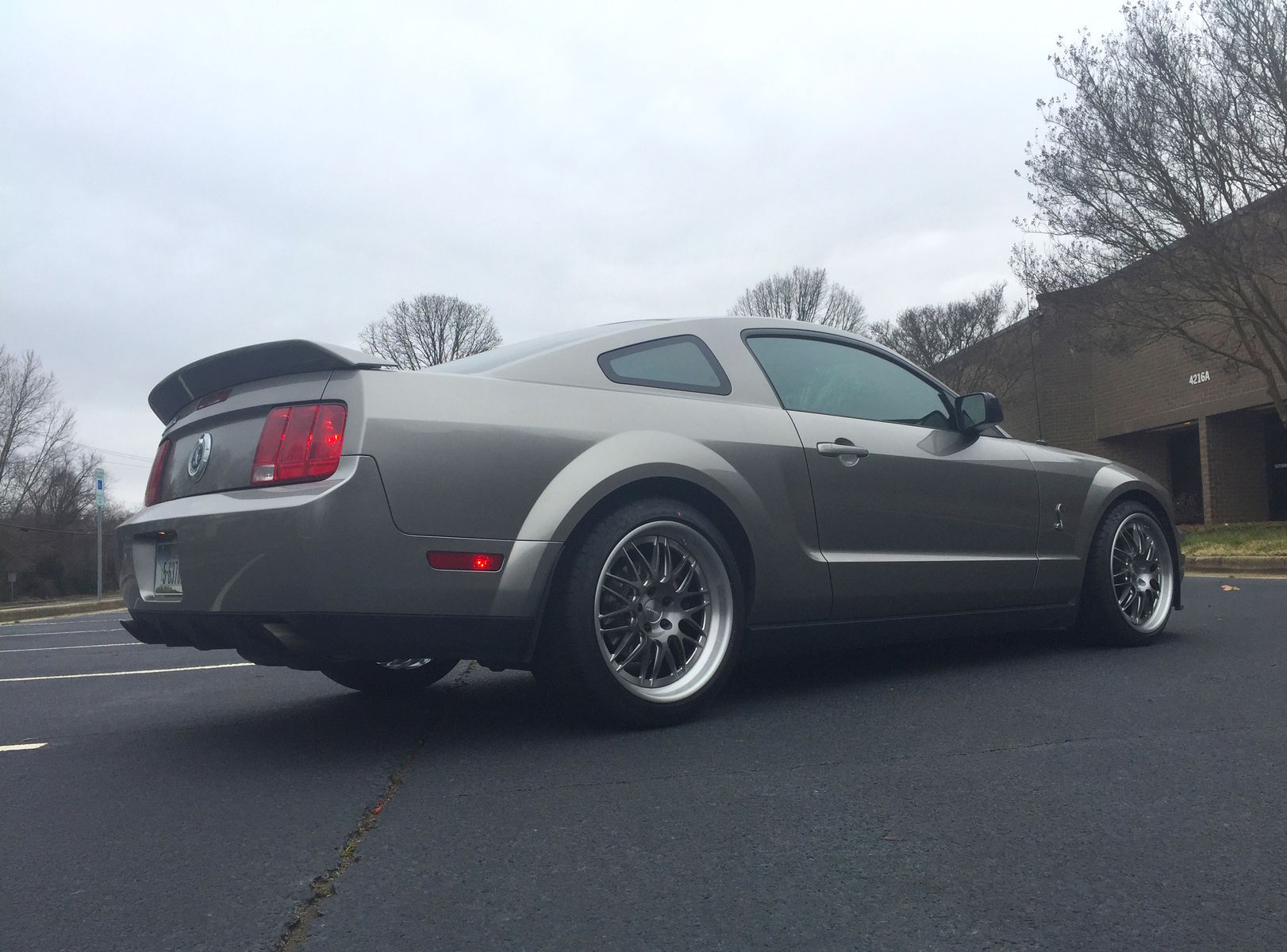 2009 Ford Shelby GT500 | S197 Ford Mustang Shelby GT500 on Forgeline GX3 Wheels