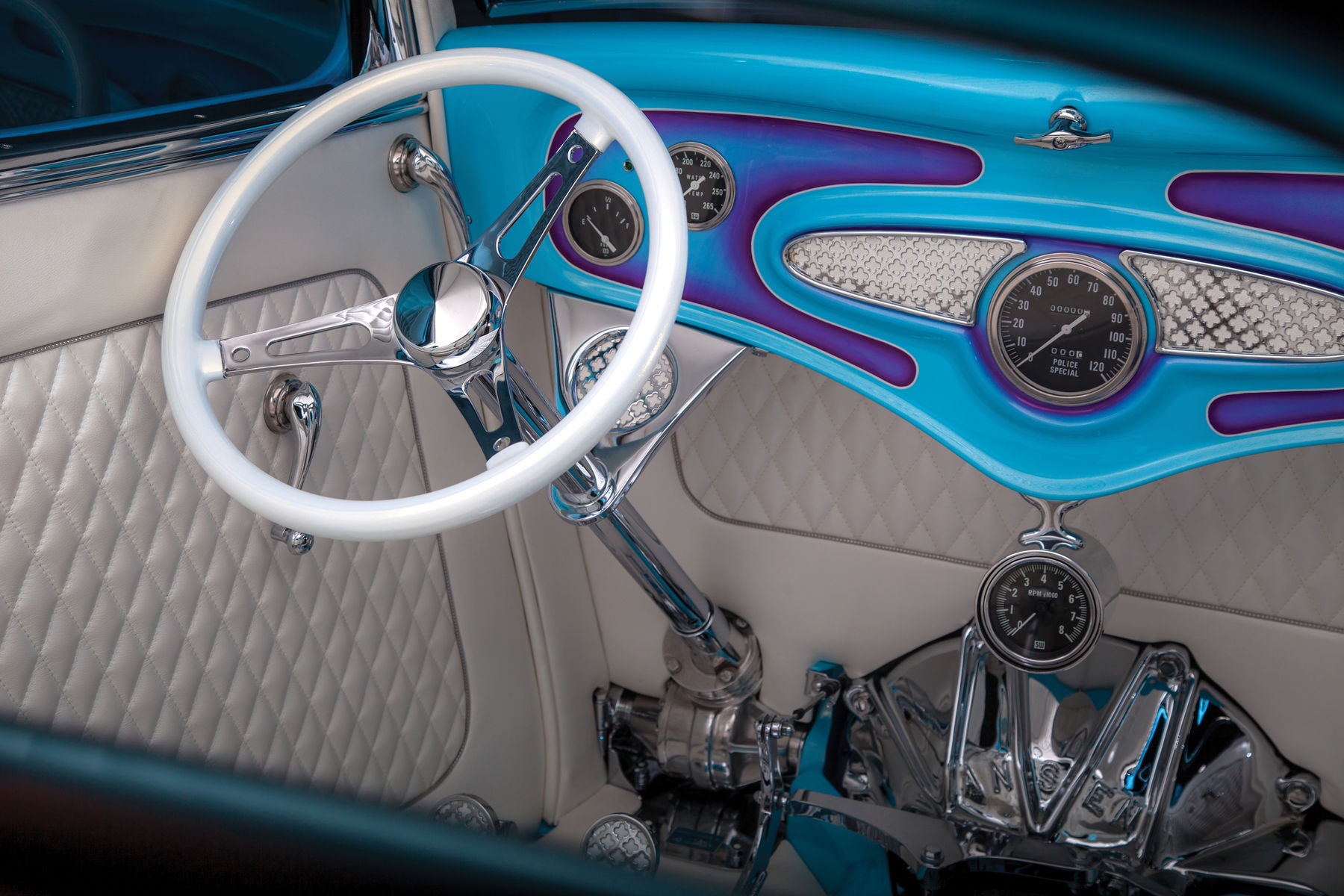 1934 Ford | Iron Orchid - 1934 Ford 5 Window Coupe Interior