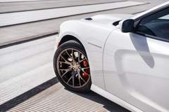 2015 Dodge Charger SRT Hellcat  