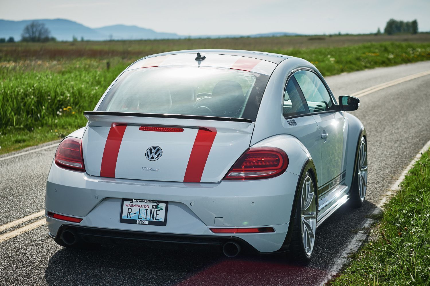 2017 Volkswagen Beetle | H&R 2017 Volkswagen Beetle R