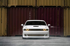 Dodge Challenger SRT Hellcat 