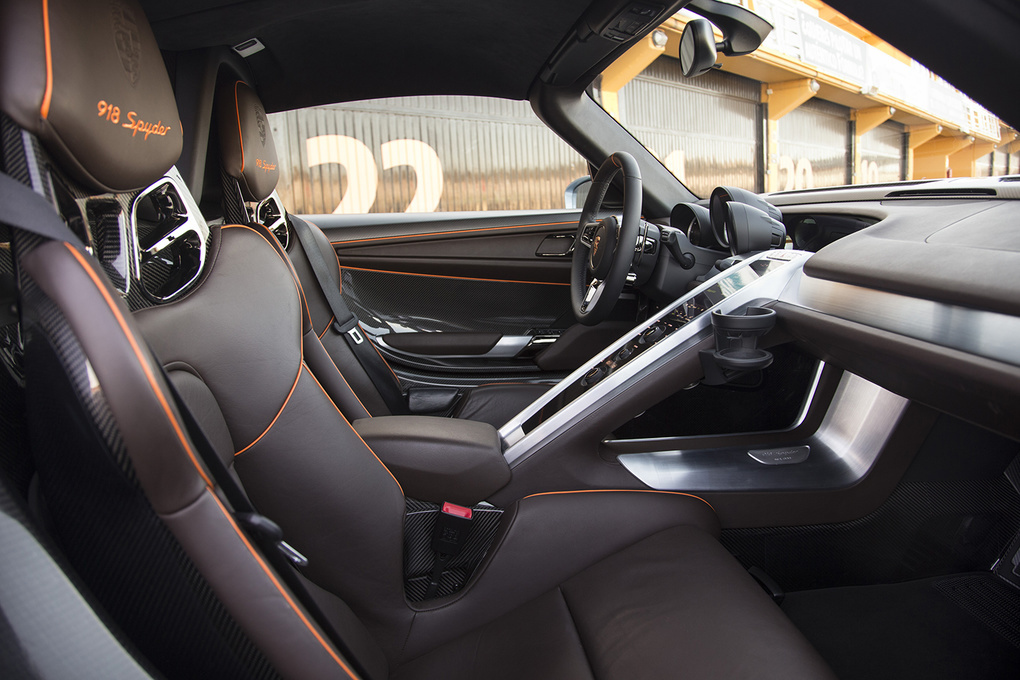 2015 Porsche 918 Spyder | '15 Porsche 918 Spyder