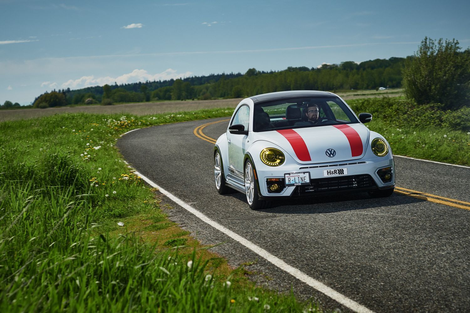 2017 Volkswagen Beetle | H&R 2017 Volkswagen Beetle R