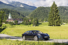 '14 Porsche Panamera 4S