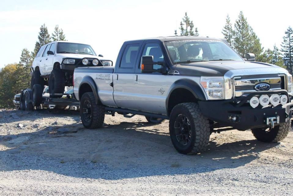 2011 Ford F-250 Super Duty | Hellwig F250 towing to Rubicon