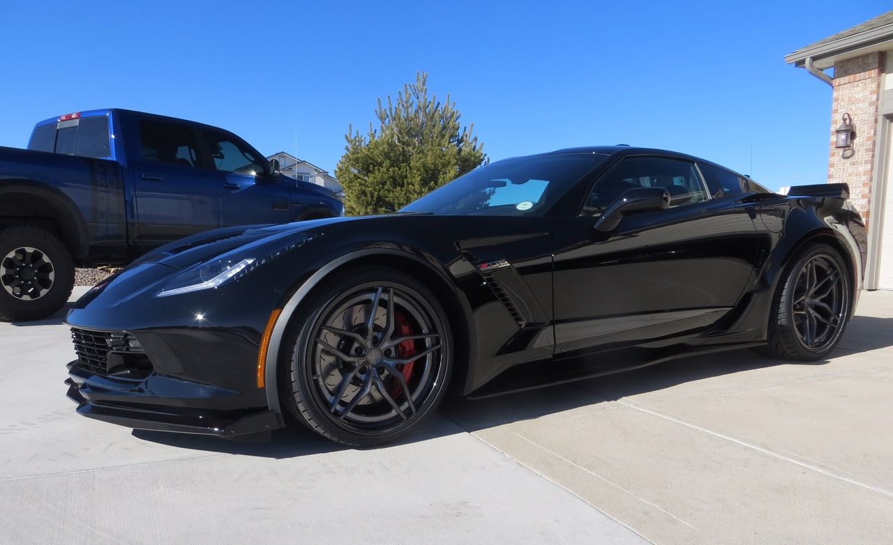 2016 Chevrolet Corvette Z06 | Mike Easterly's C7 Corvette Z06 on Forgeline Carbon+Forged CF204 Wheels