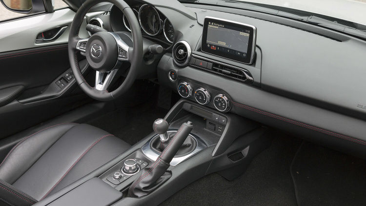 2016 Mazda MX-5 Miata | 2016 Mazda MX-5 Miata Interior