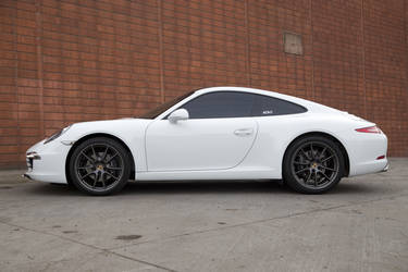 2014 Porsche 911 | Stock