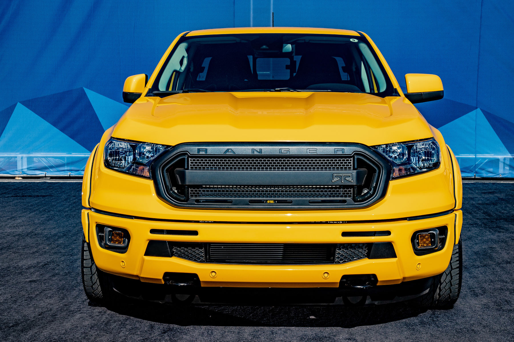 2019 Ford Ranger | 2019 Ford Ranger XLT Sport SuperCrew 4x2 By Tjin Edition - Front head on