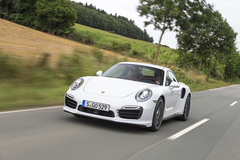 '14 Porsche 911 Turbo S