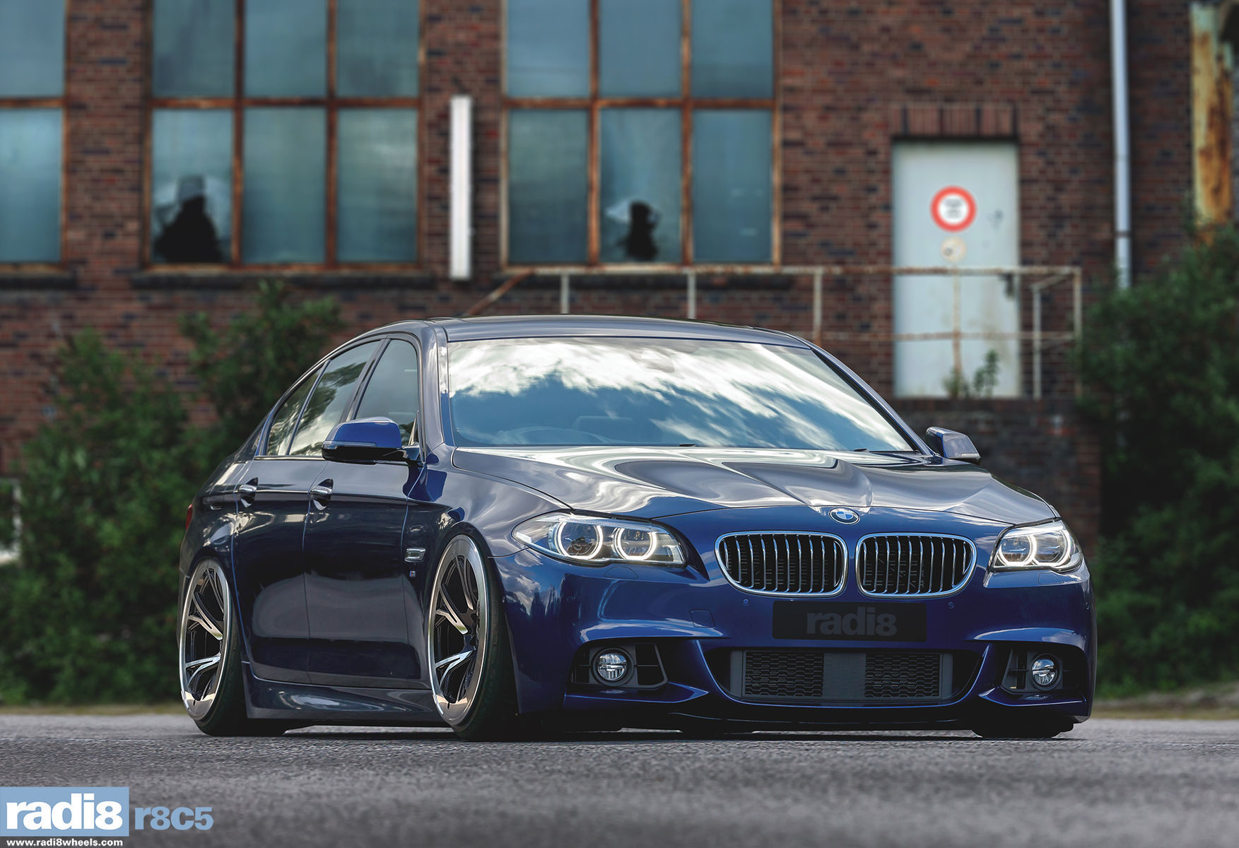 BMW 5 Series | Radi8 R8C5 - BMW 535i M sport