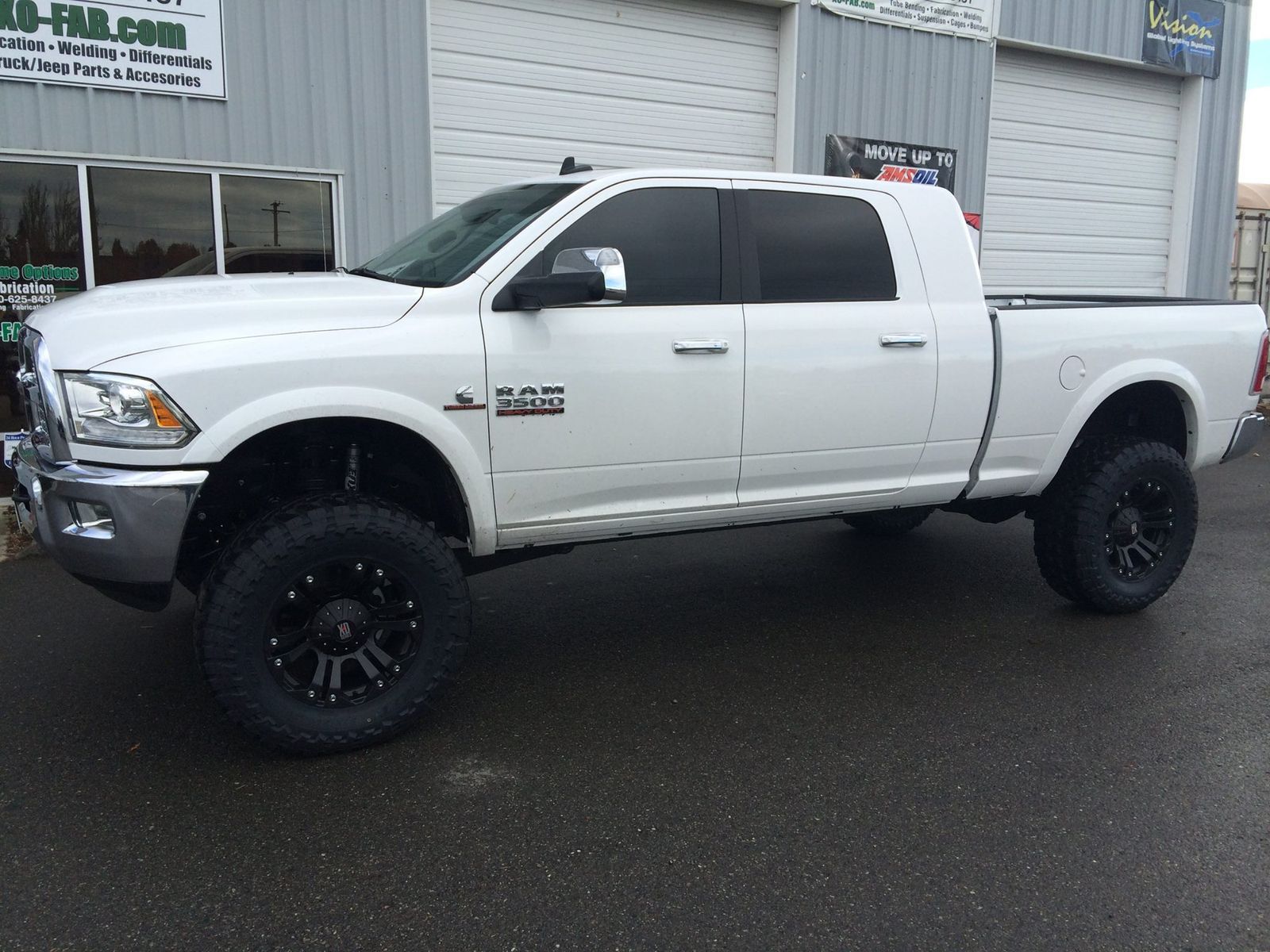 2014 Dodge RAM 350 | '14 Dodge Ram Mega Cab