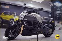XPEL STEALTH Satin-Finish clear bra installation