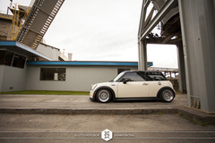 '10 Mini Cooper S on Klutch SL-1's