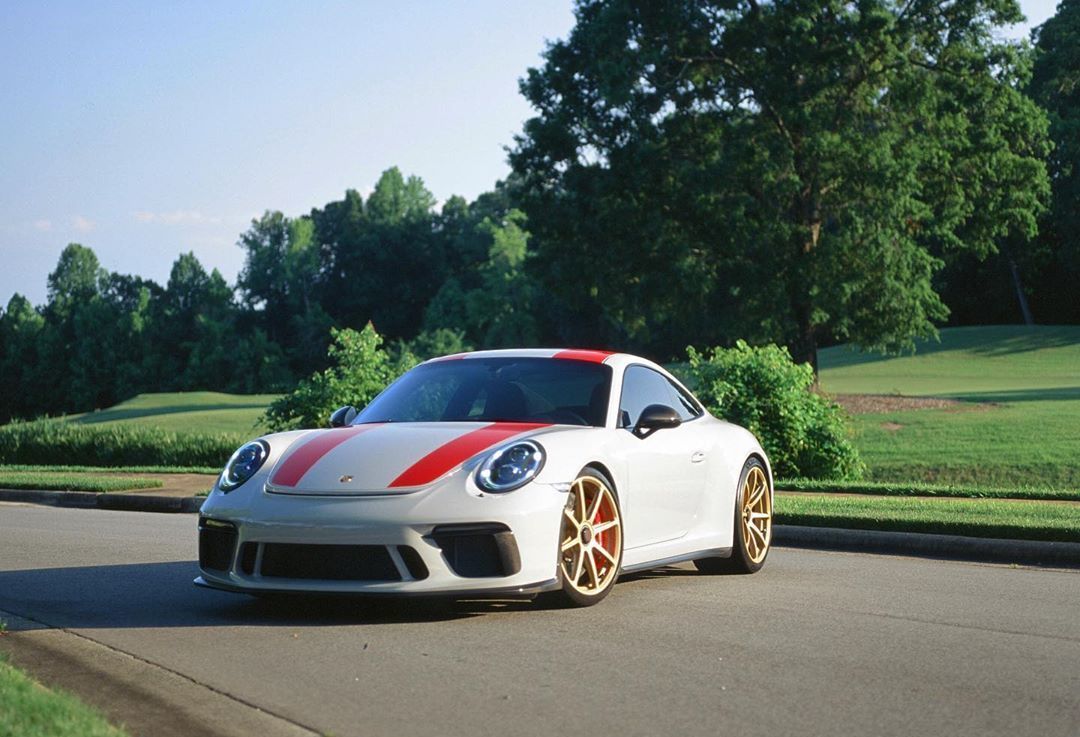 2019 Porsche 911 | Barry Church's Porsche 991 GT3 Touring on Forgeline One PIece Forged Monoblock GE1 Wheels