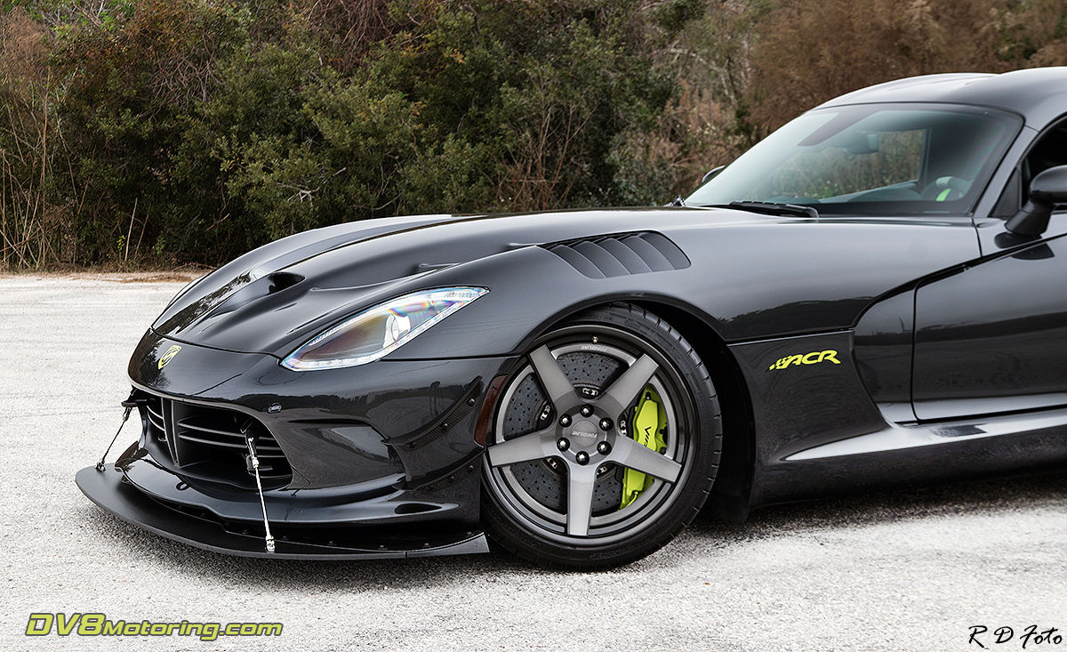 2016 Dodge Viper | Ryan Frankenfield's Dodge Viper ACR on Forgeline CF3X-SL Wheels
