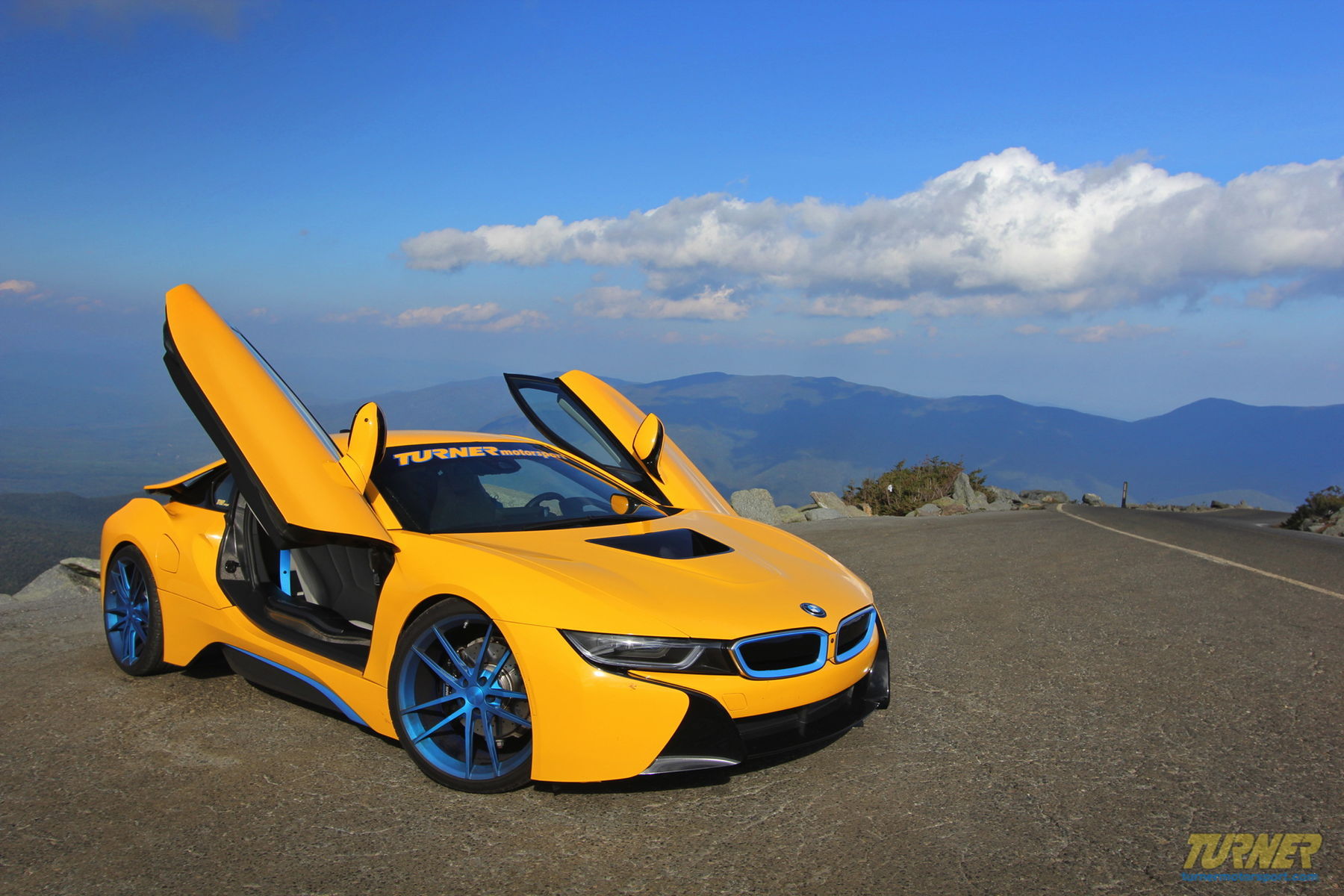 2015 BMW i8 | Turner Motorsports i8 on Forgeline AR1 Wheels