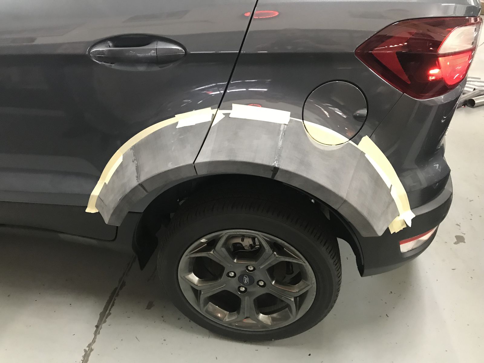 2018 Ford EcoSport | 2018 Ford EcoSport SES 4WD by Tucci Hot Rods - Rear Fender FordSEMA
