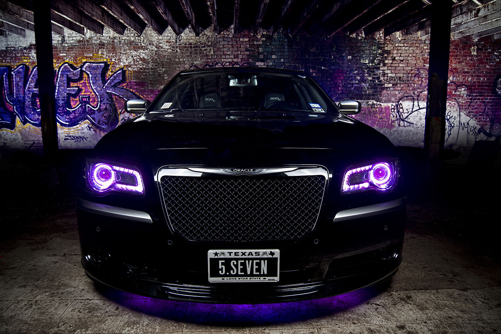  Chrysler 300 | 300 C Front Shot