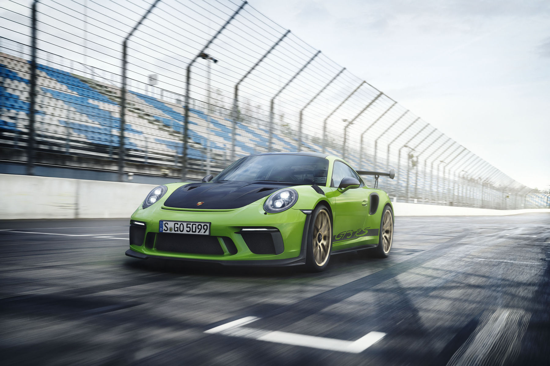 2019 Porsche 911 | 2019 911 GT3 RS - Born From Racing