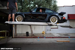 911