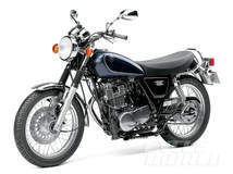 2015 Yamaha SR400 – First Look 