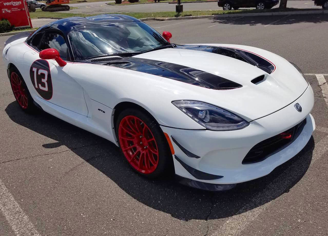 2013 Dodge Viper | Roy K's Gen 5 Dodge Viper on Forgeline One Piece Forged Monoblock GTD1-Viper Wheels