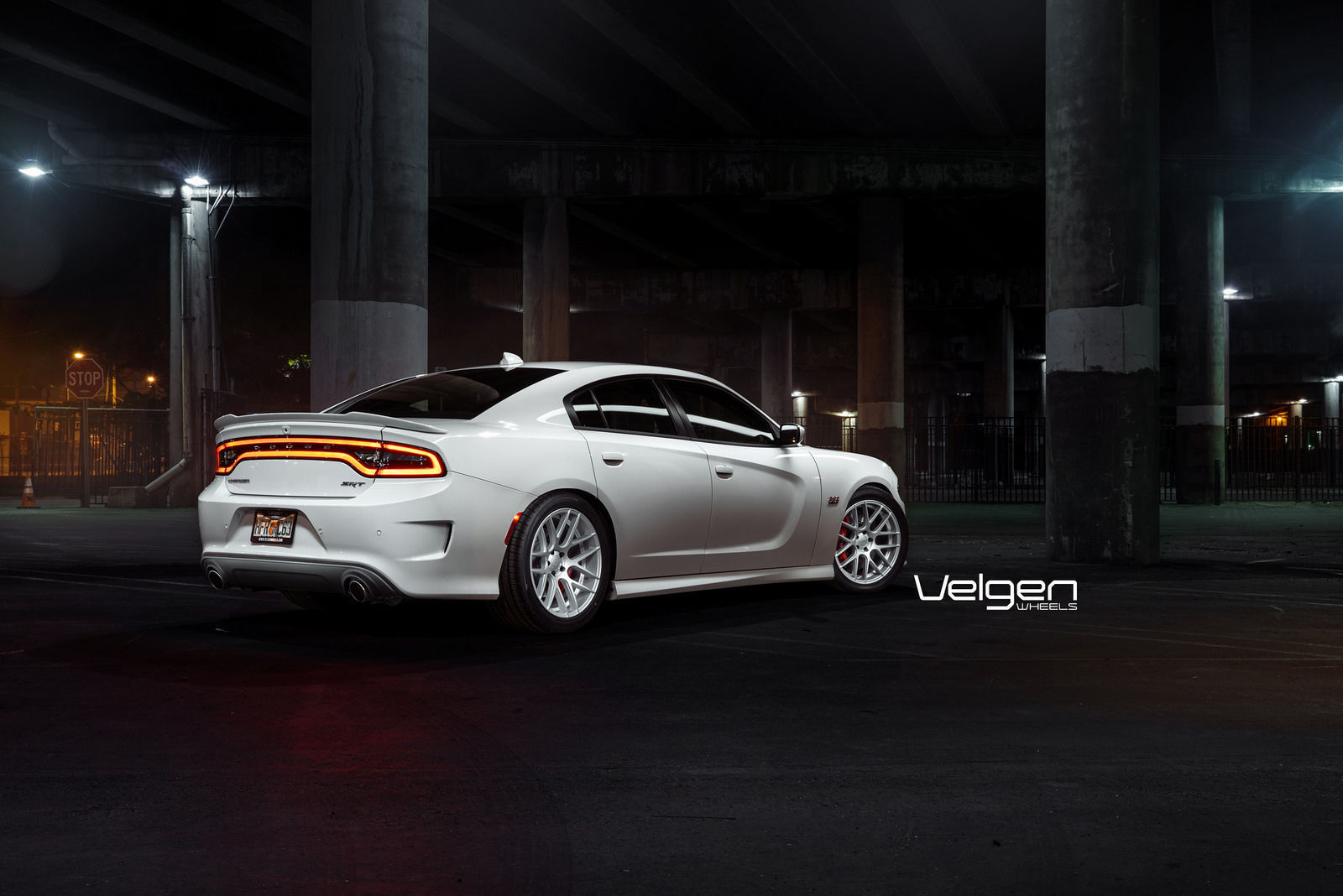 2016 Dodge Charger | Dodge Charger SRT8 on Velgen Wheels VMB7 Matte Silver 20x9 & 20x10.5
