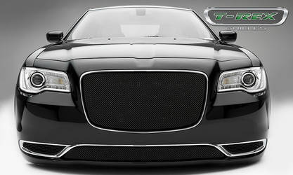 2015 Chrysler 300 | Chrysler 300 SPORT SERIES GRILLE OVERLAY