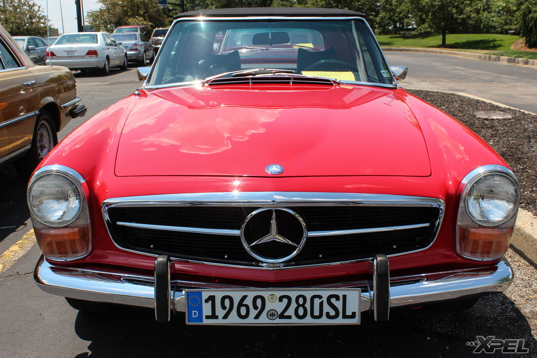 Mercedes-Benz | A very clean '69 280SL at StarTech