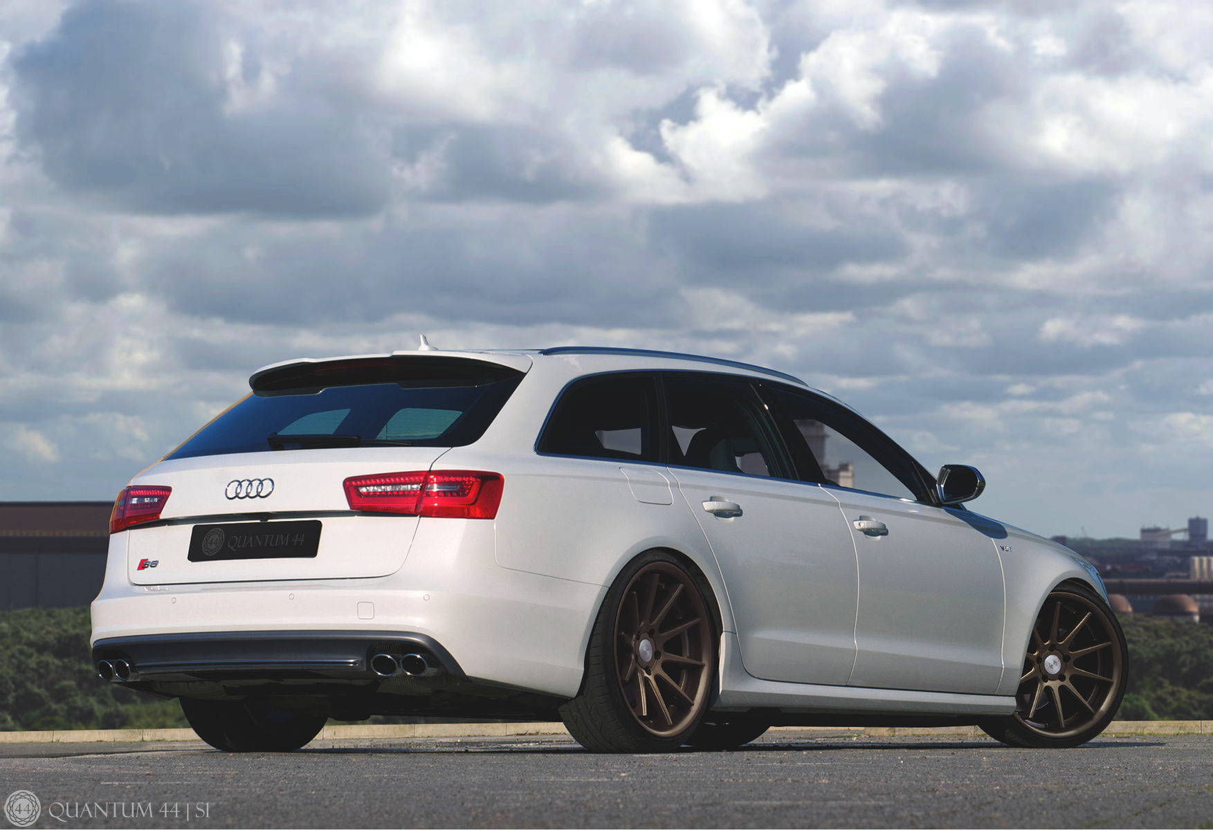  Audi A6 | Quantum44 S1 - Audi S6 Avant