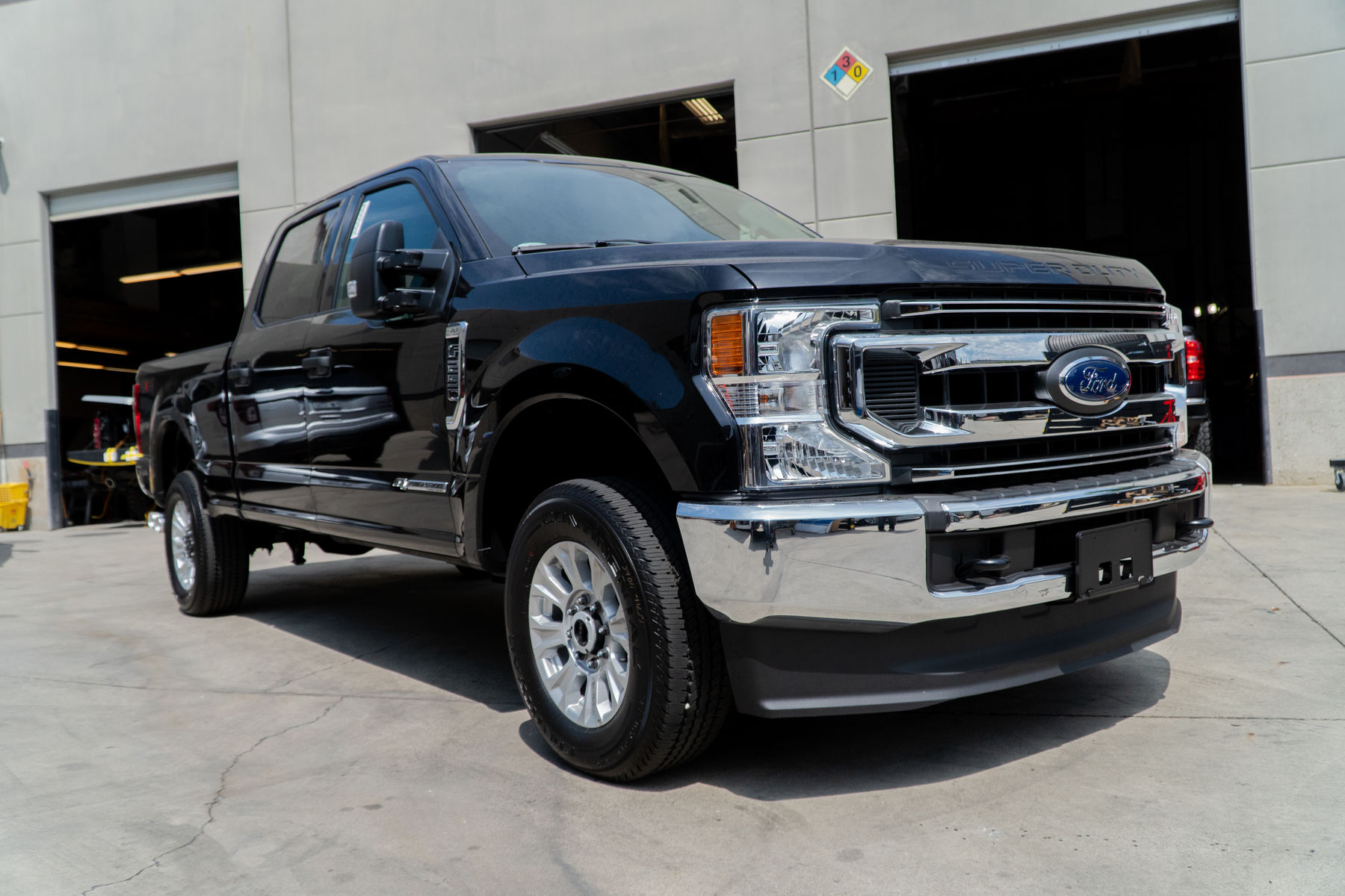 2020 Ford F-250 Super Duty | 2020 Ford F-250 XLT SRW Crew Cab 4x4 “Baja Forged” By LGE-CTS Motorsports - Stock starting point